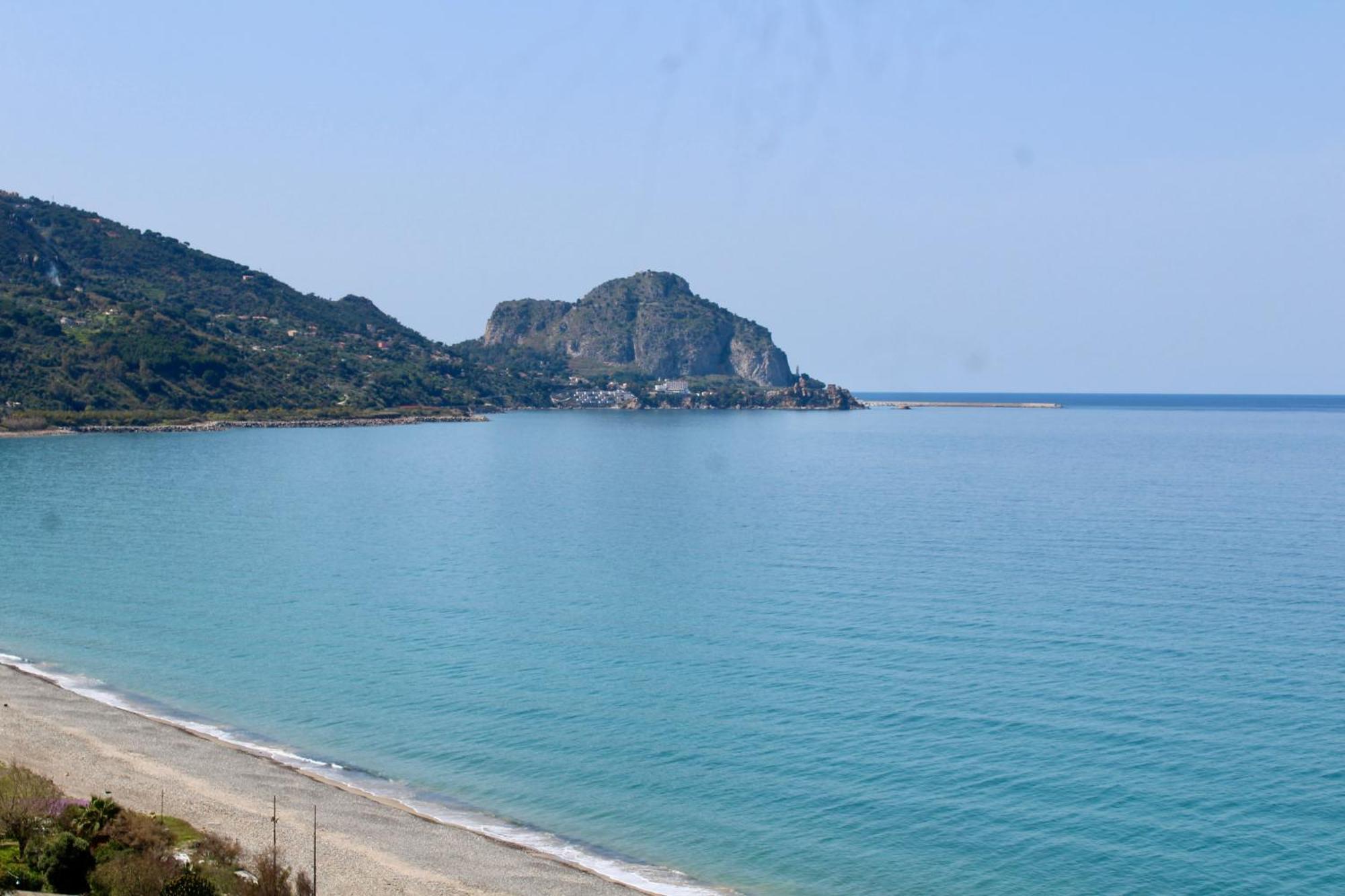 Yoursea Home Sant'Ambrogio  Buitenkant foto